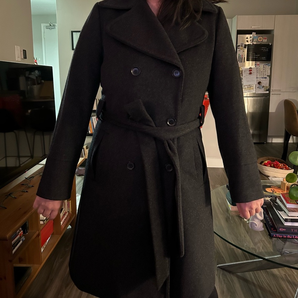 Chic Grey Double-Breasted Coat